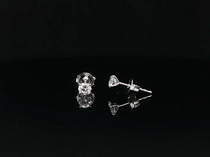 18K WG Lab Grown 0.40ct