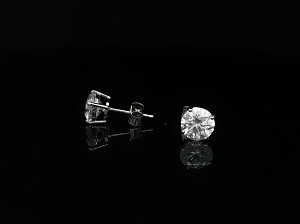 9K WG Lab Grown IGI 3.00ct