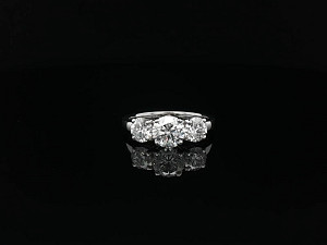 9K WG Lab Grown 2-2.99ct