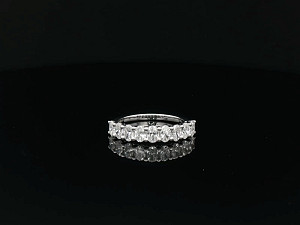 Oval 9K WG Lab Grown 1-1.99ct